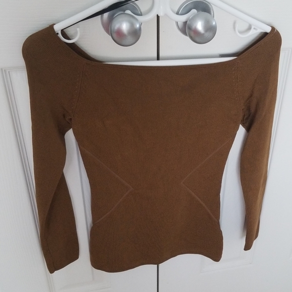 H&M long sleeve - Picture 1 of 3